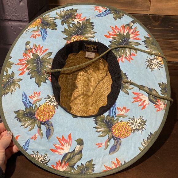 Dorfman Pacific Co Authentic 100% Rush/Paja Hawaiian Pineapples Size L/XL - Picture 9 of 9